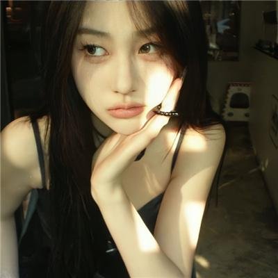 交际女封面